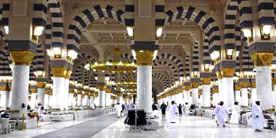 5,8 مليون مصلٍّ يؤدون الصلوات في المسجد النبوي 