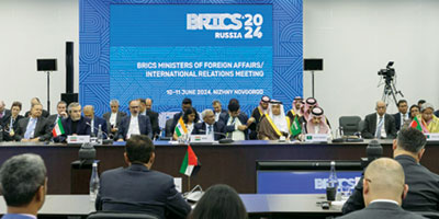 وزير الخارجية يشارك في جلسة التواصل الوزارية لمجموعة بريكس 