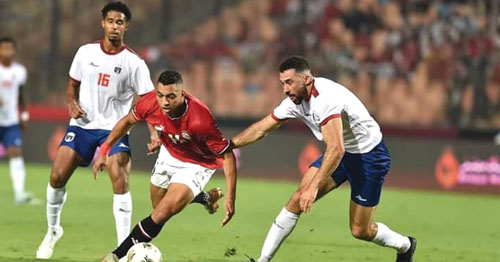  جانب من لقاء منتخب مصر والرأس الأخضر